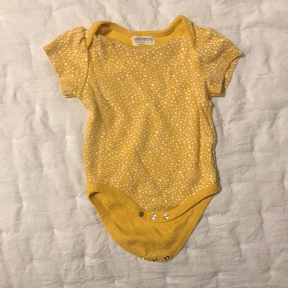 Set of two bodysuits